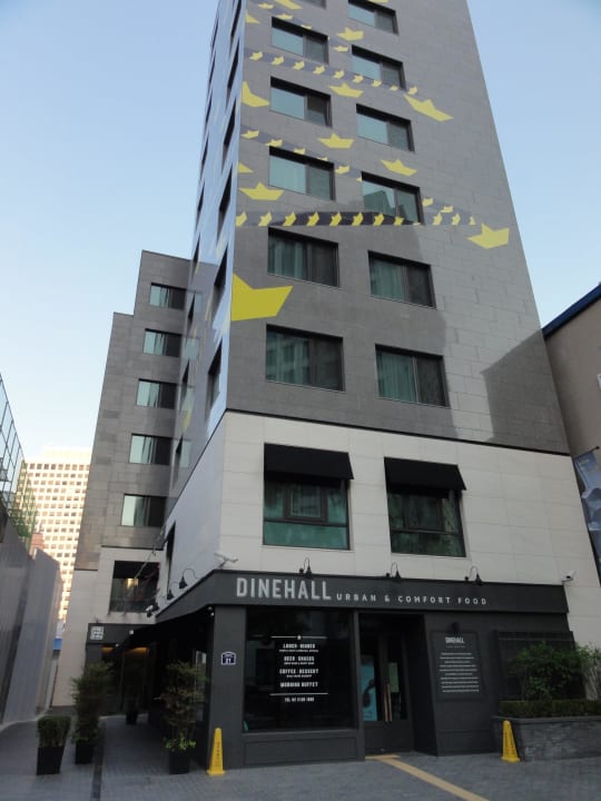 Von der Zugangsstrasse Shinshin Hotel Myeongdong