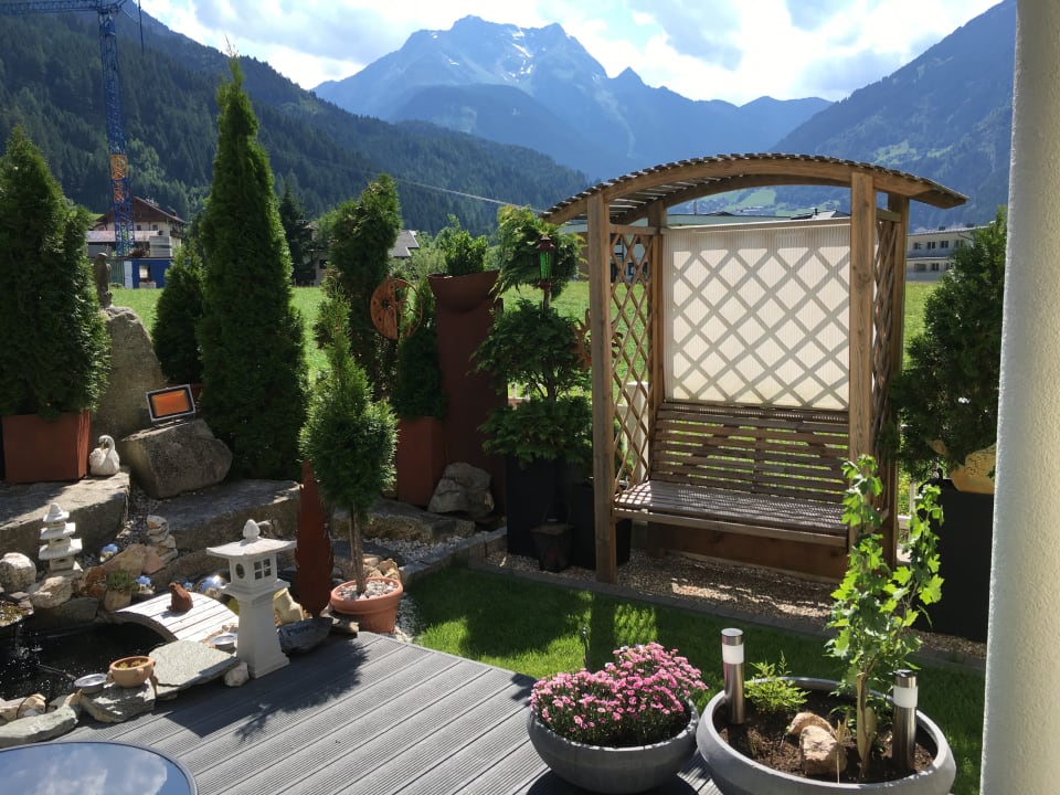 Gartenanlage Villa Romantica Appartements