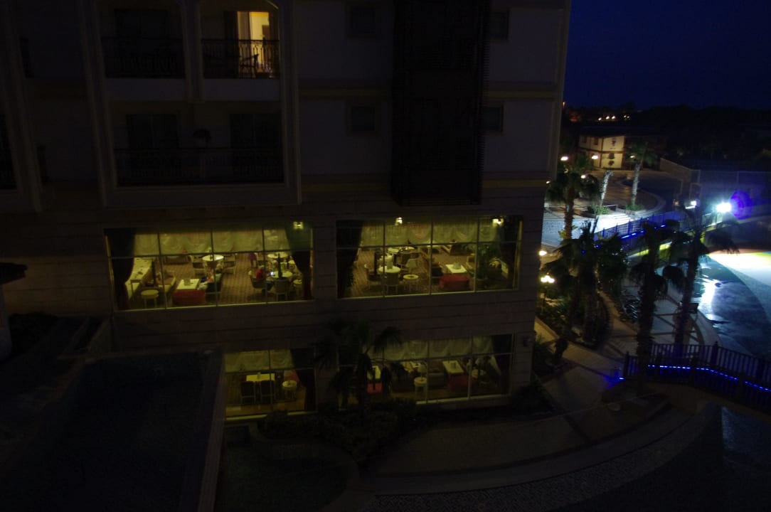 Blick auf die Bar-Bereiche Diamond Excellence Resort & Spa