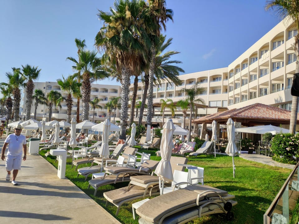 Außenansicht Alexander The Great Beach Hotel