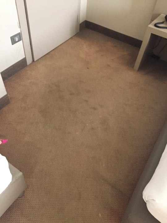 Zimmer Smart Hotel Holiday