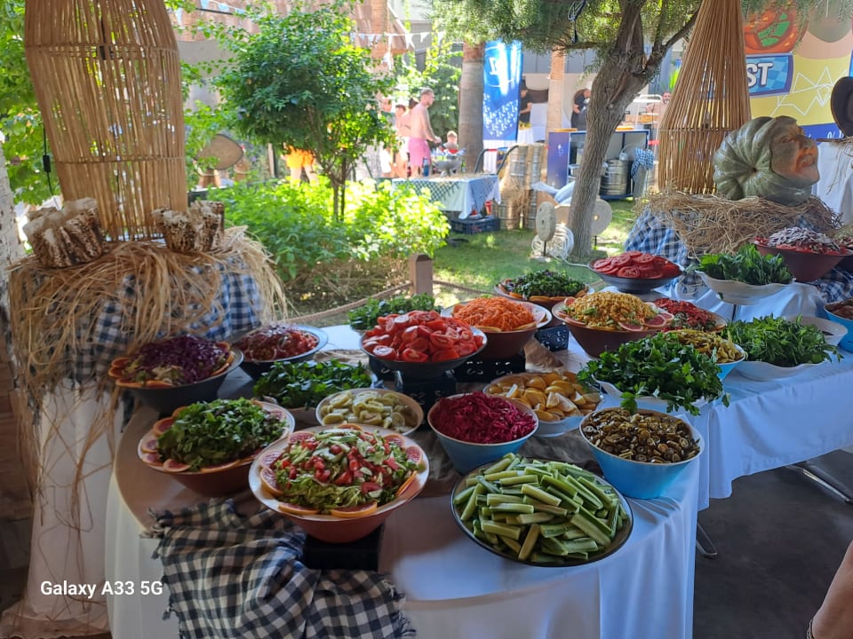 Gastro Hotel Royal Garden Beach