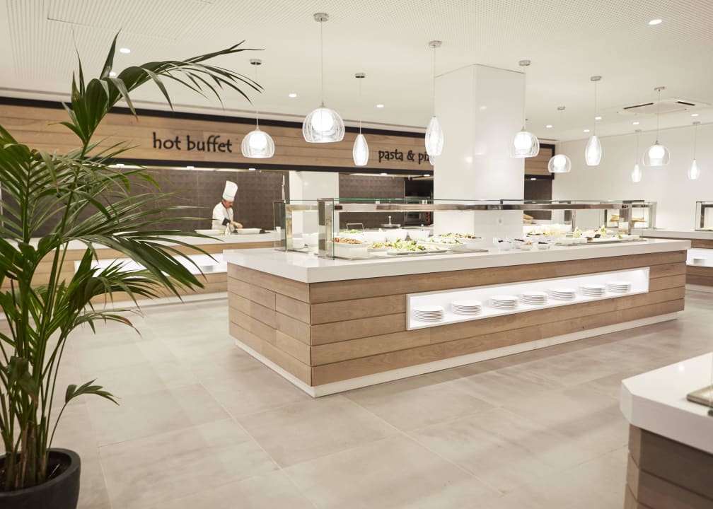 Renoviertes Hauptrestaurant Insotel Club Tarida Playa