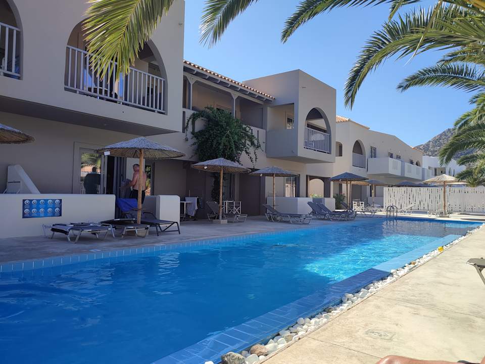 Zimmer Akti Beach Club