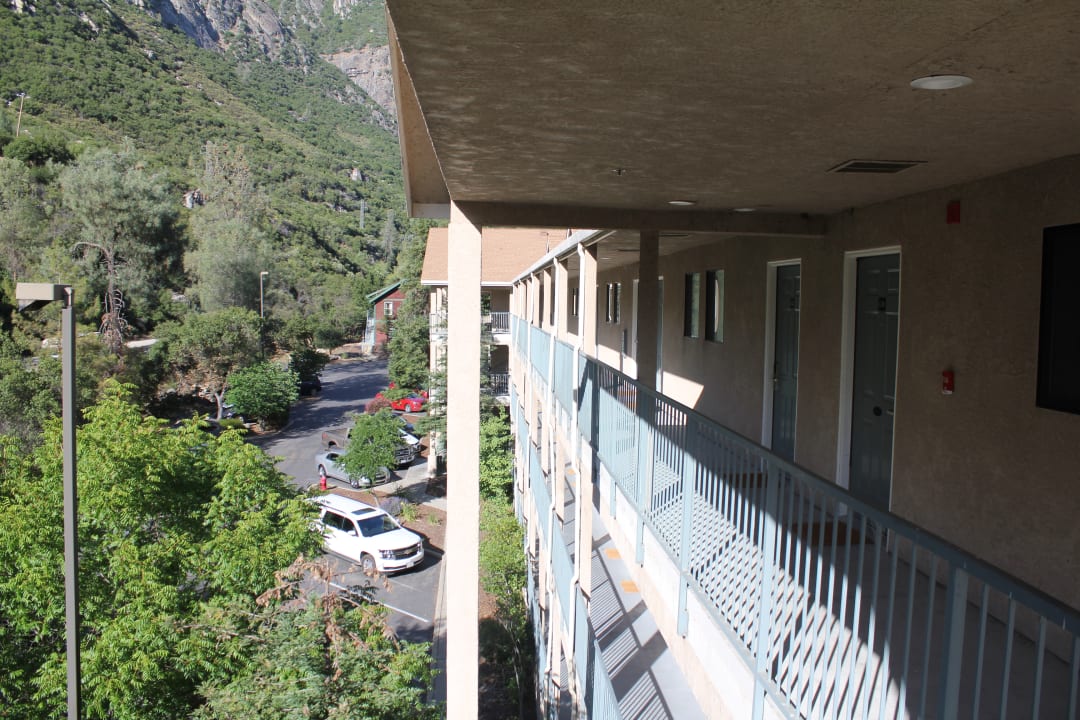 Außenansicht Hotel Yosemite View Lodge