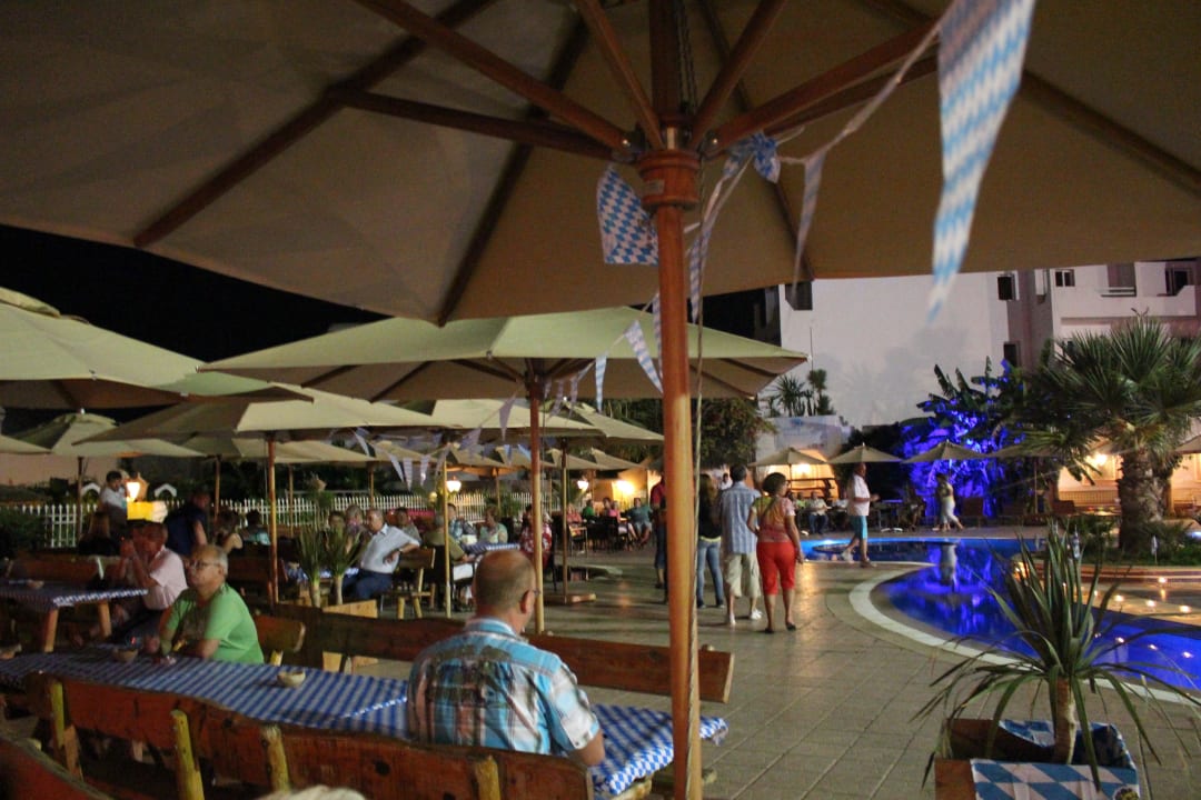 Oktoberfest im Royal Nozha Hotel Royal Nozha