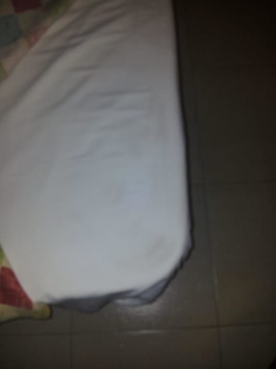 Betten schmutzig Ahoi! Urban Beach Hotel