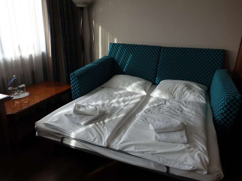 Zimmer Hollywood Media Hotel