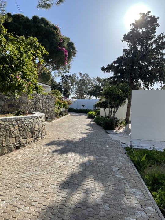 Gartenanlage Hotel Kakkos Bay