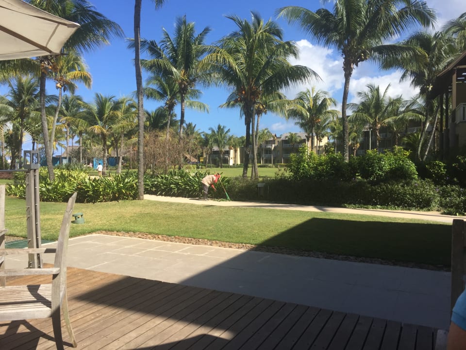 Gartenanlage Outrigger Mauritius Beach Resort