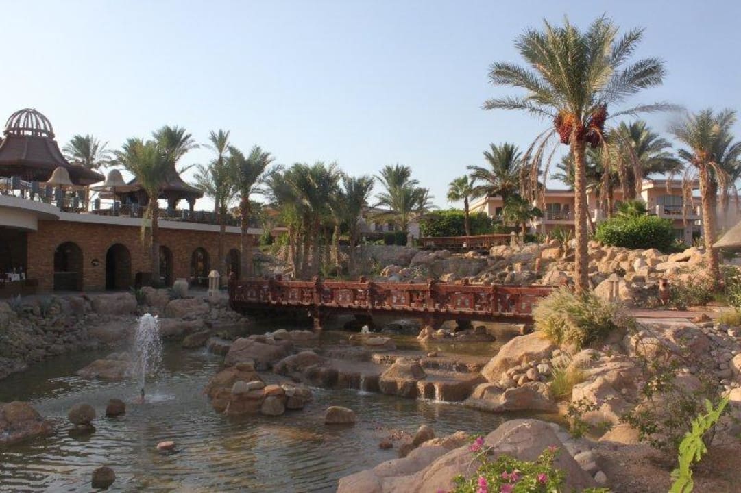 Ogrod Parrotel Beach Resort