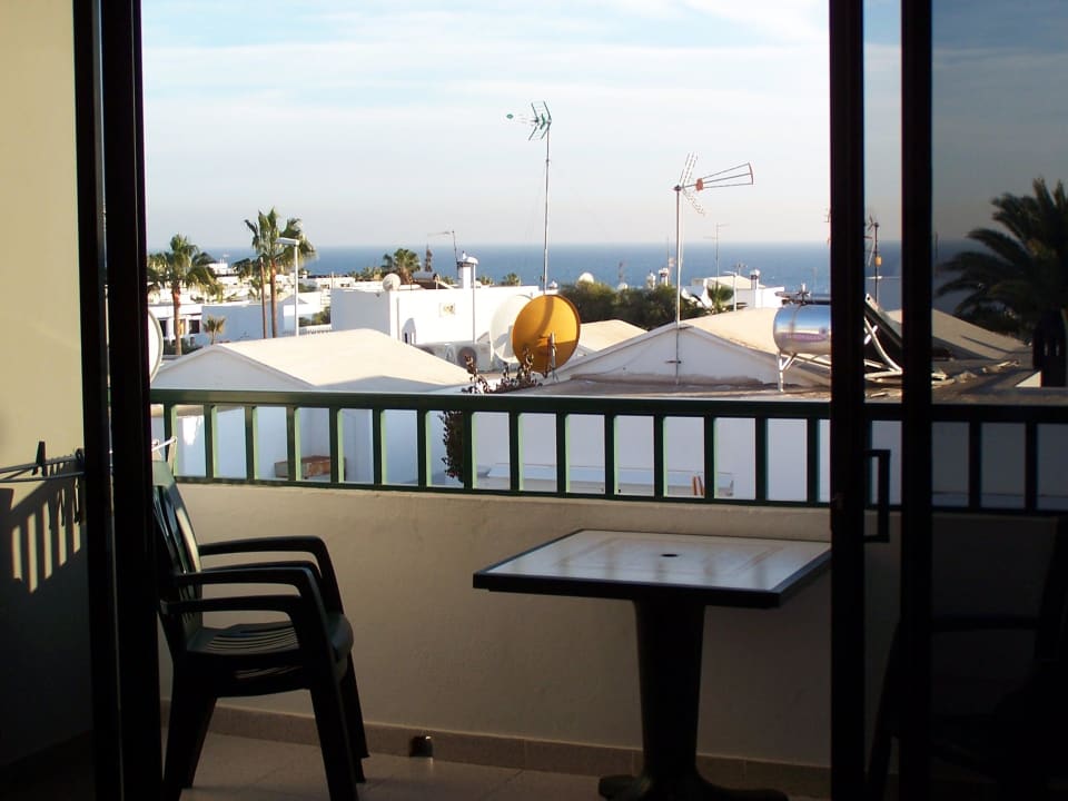 Blick aus dem Zimmer Apartamentos La Tegala