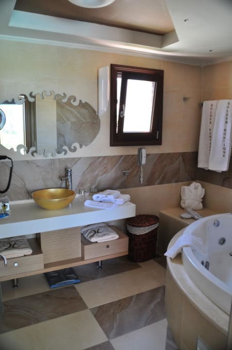 Badezimmer Grand Suite Alexandra Golden Boutique - Adults only