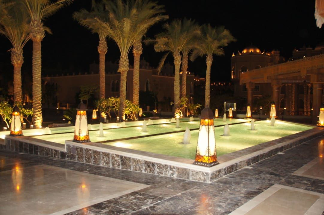 Springbrunnen vor dem Hoteleingang Makadi Spa - Adults only