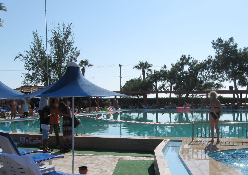 Chemieunfall - grüne Chemie im Pool Kustur Club Holiday Village