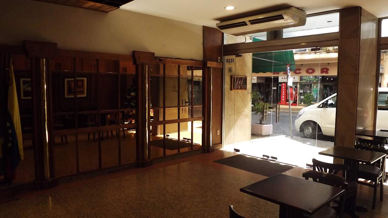 Eingang Hotel America