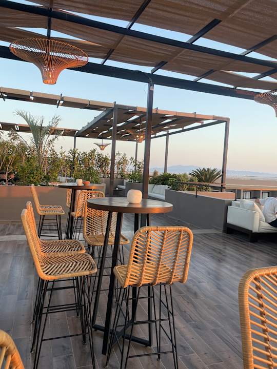 Gastro Sentido Naga Bay