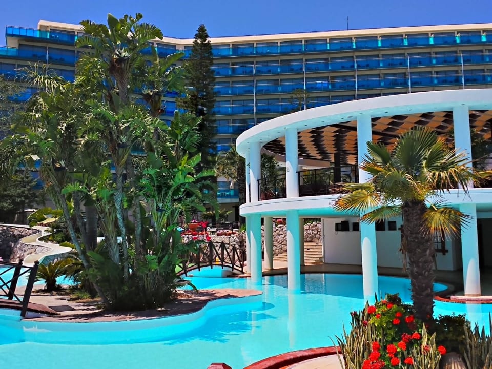 Hotel-Pool-Anlage Hotel Calypso Beach