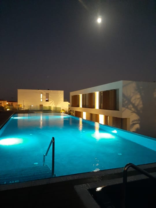 Pool Kora Nivaria Beach