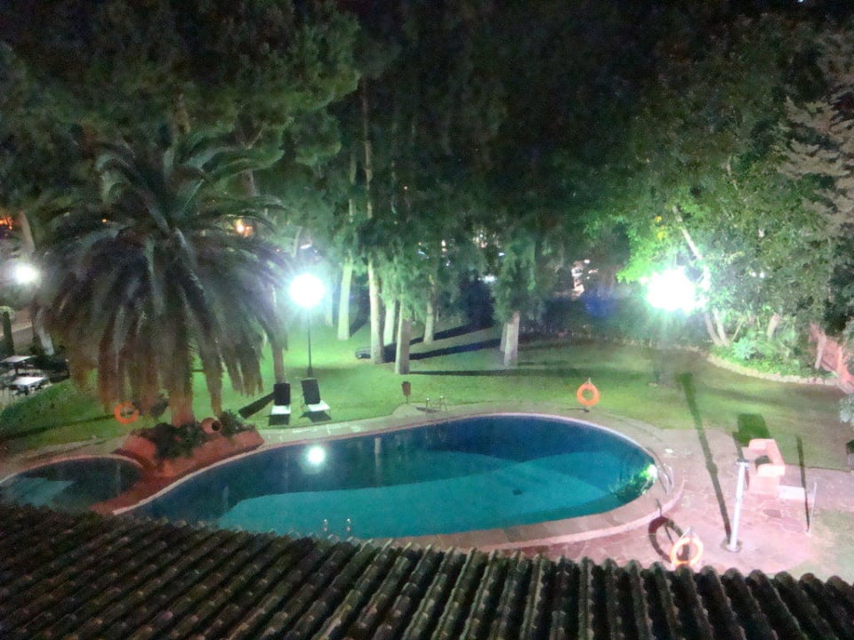 Am Abend Hotel Intur Bonaire