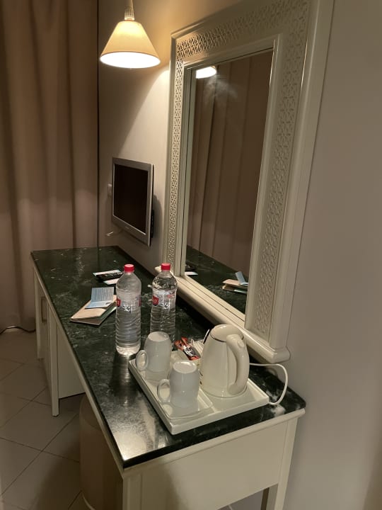 Zimmer Hotel Royal Nozha