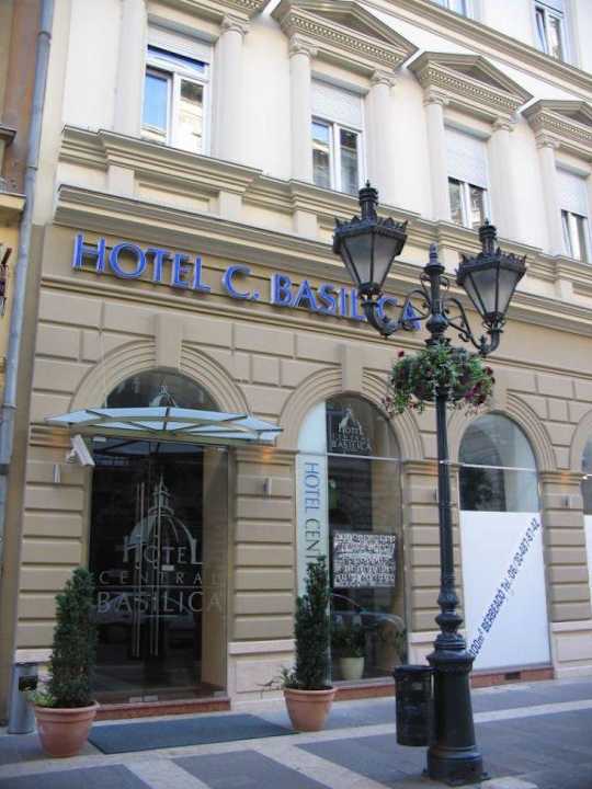 Hotel central basilica Hotel Central Basilica