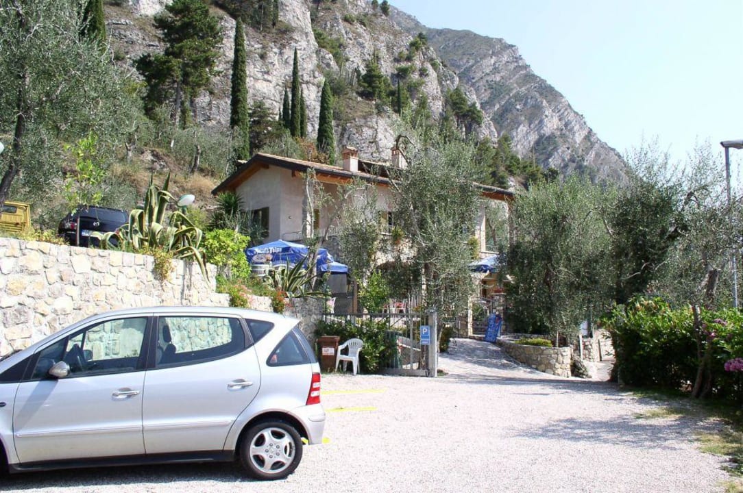 Parkplatz und Pizzeria Hotel Augusta Hotel Augusta