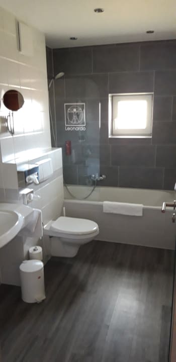 Zimmer Leonardo Hotel Hamburg Airport