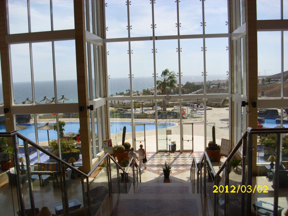 Die sicht raus zur pool anlage AluaVillage Fuerteventura