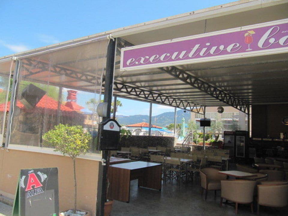 Bar Ilios K Village Resort