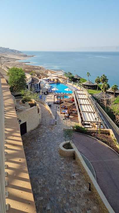 Außenansicht Crowne Plaza Jordan Dead Sea