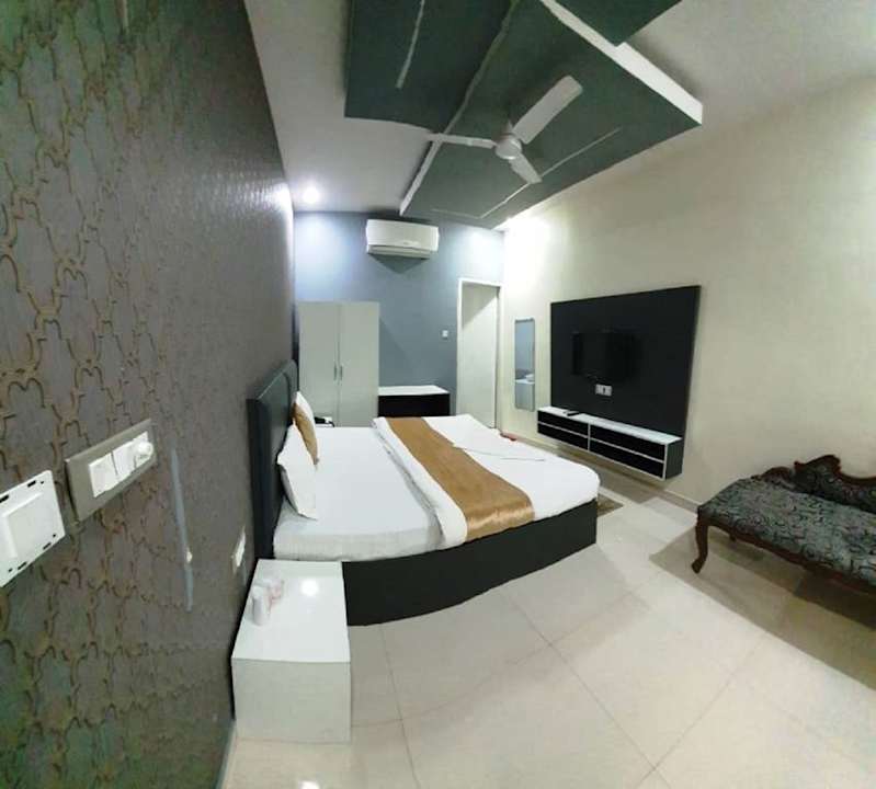 Zimmer Hotel Mandakini Lush