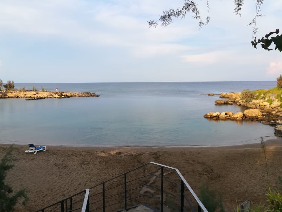 Strand Crystal Springs Beach Hotel