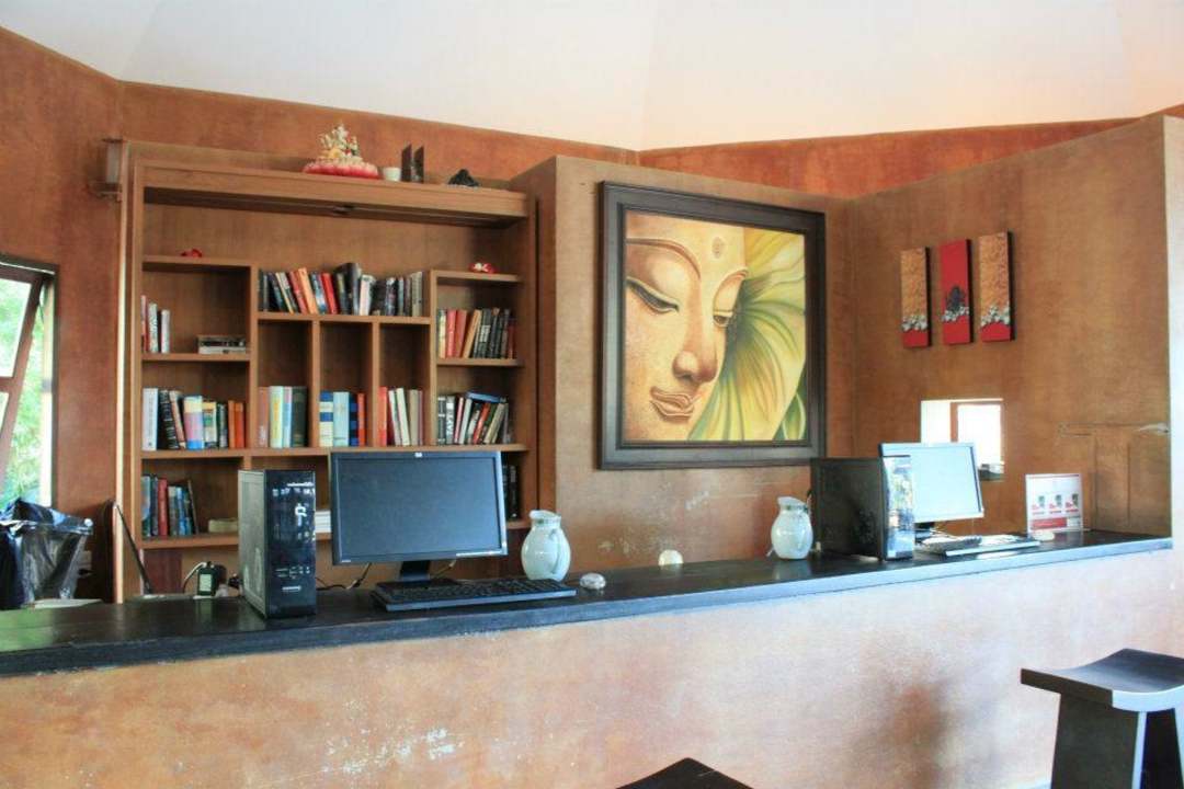 Stay in touch Pariya Resort & Villas Koh Phangan