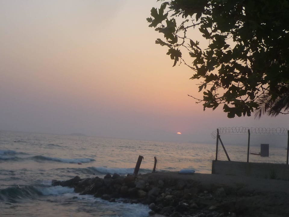 Sonnenuntergang Dogan Paradise Beach