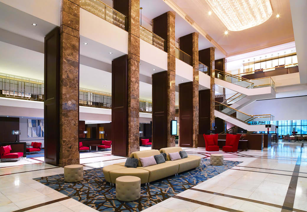 Great Room Warsaw Marriott Hotel