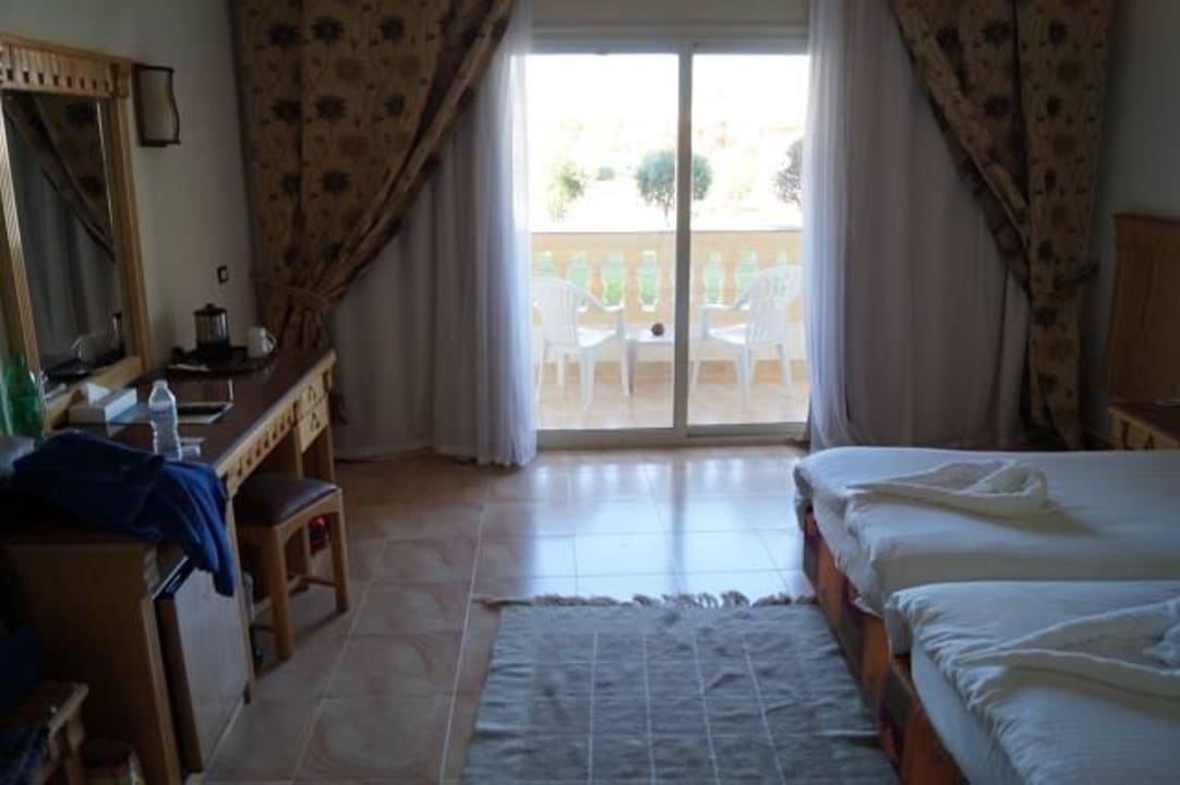 Sauberes Zimmer  Pickalbatros Alf Leila Wa Leila Resort - Neverland Hurghada