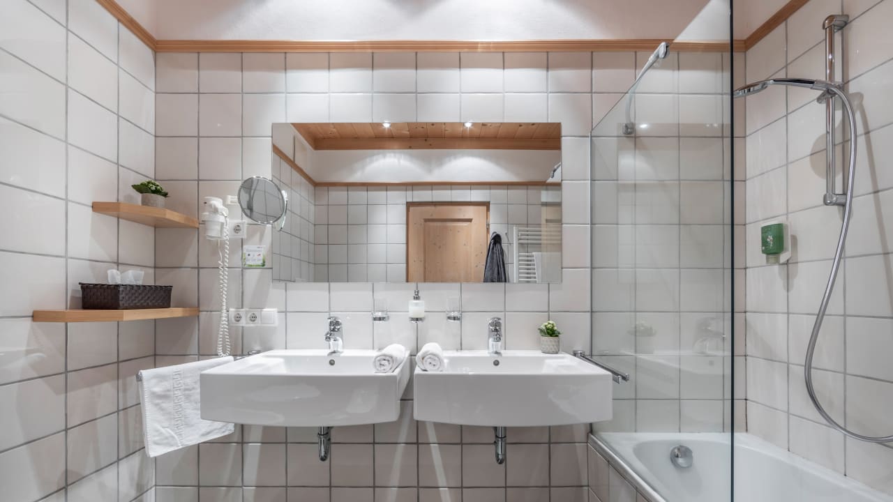 Zimmer Taser Familienalm