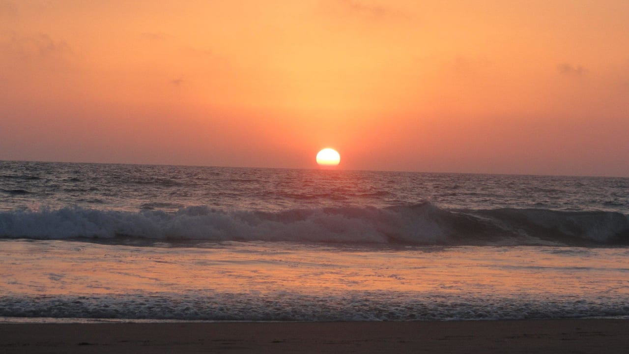 Sonnenuntergang am Strand Hipotels Barrosa Garden