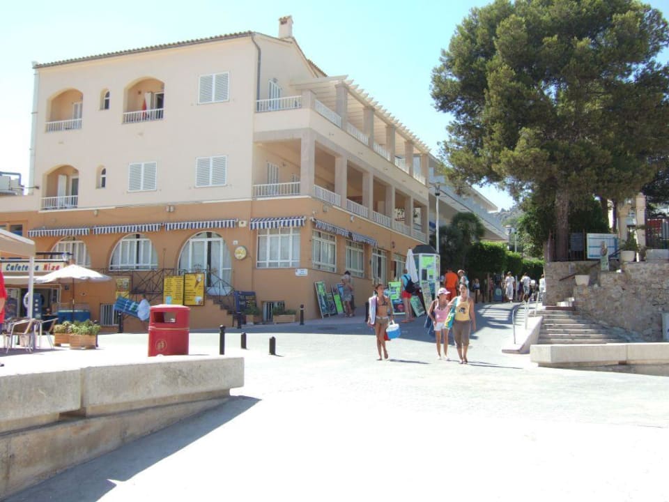 Appartementhaus vom Strand aus Apartments Carabela II