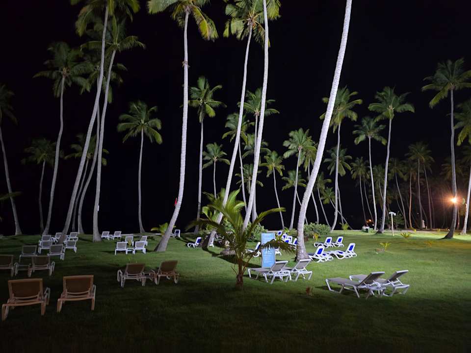Strand Wyndham Alltra Samana