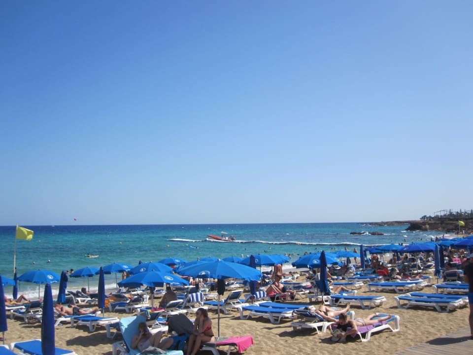 Strand Hotel Sunrise Beach