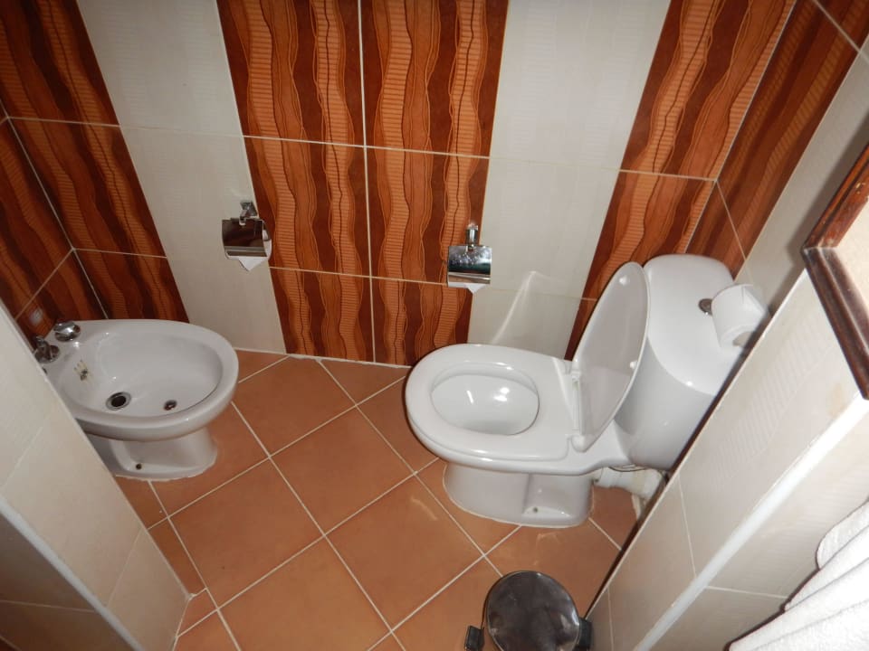 WC mit Bidet in 432 Pickalbatros Alf Leila Wa Leila Resort - Neverland Hurghada