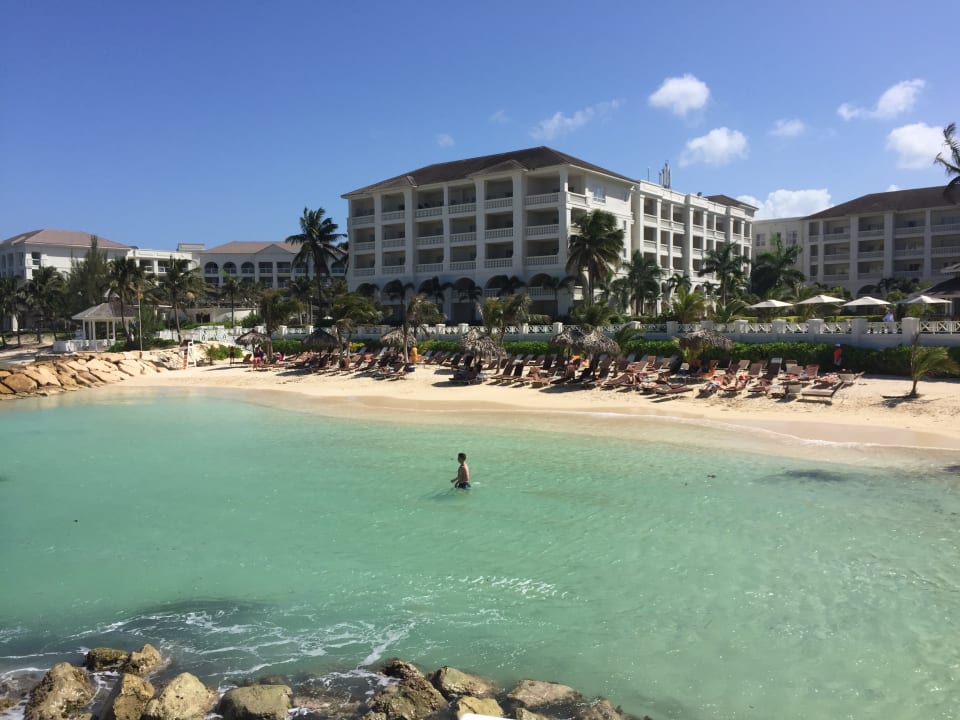 Strand Hyatt Ziva Rose Hall