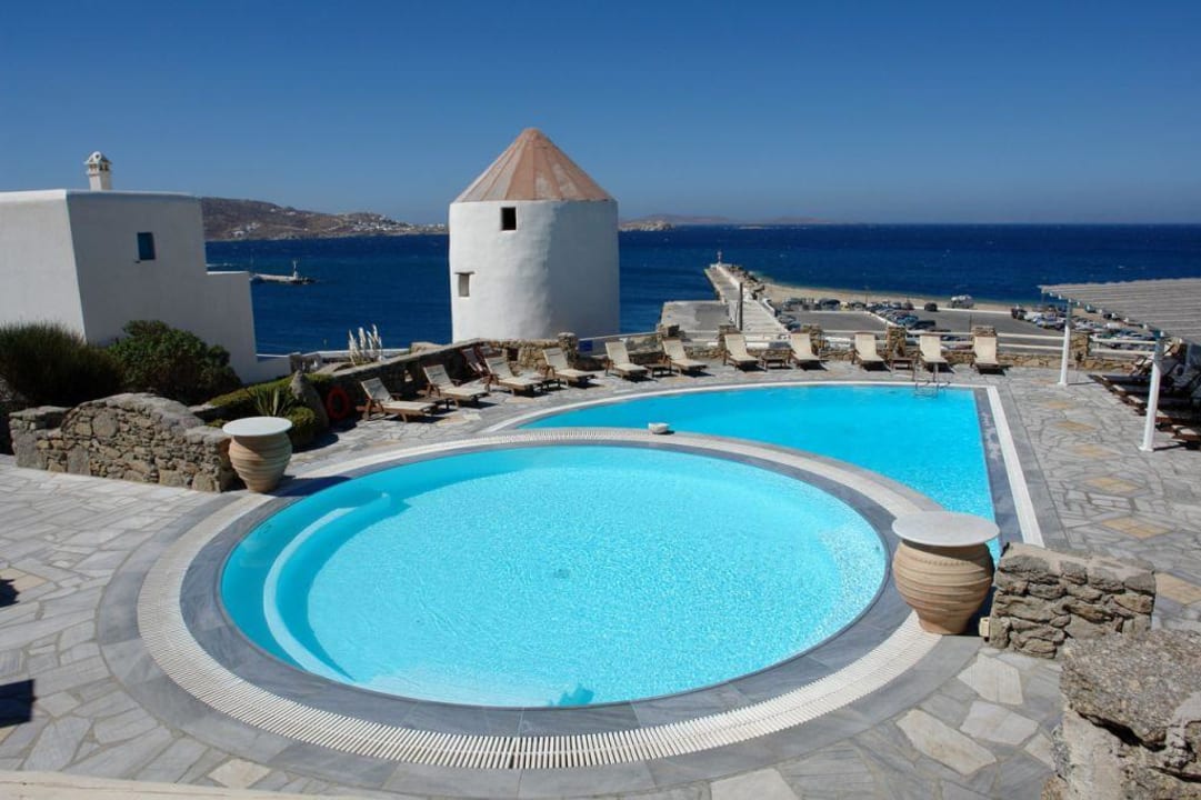 Poolbereich Hotel Porto Mykonos