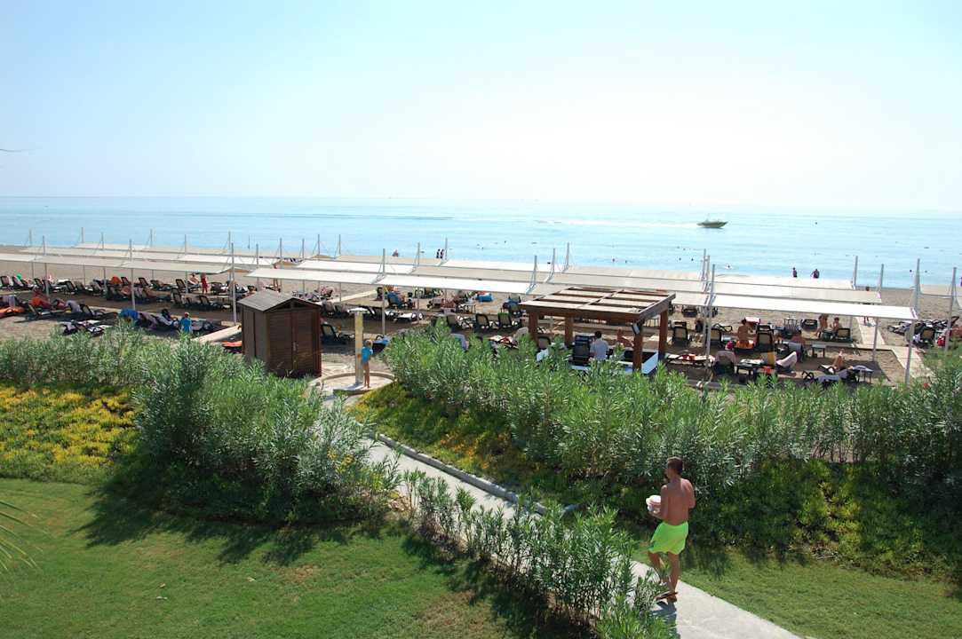 Blick zum Strand Sherwood Dreams Resort