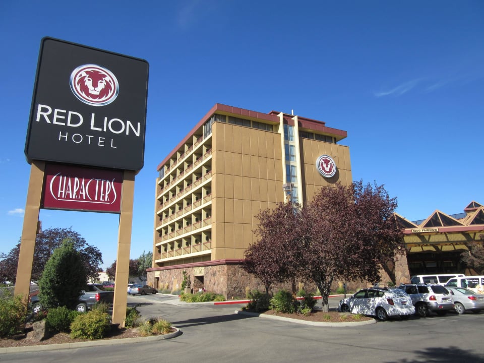 Hotel vom Parkplatz Red Lion Boise Downtowner