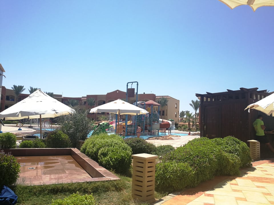 Gartenanlage Regency Plaza Aqua Park & Spa