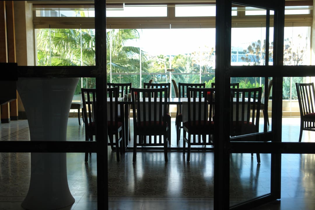 Teil vom A la Carte Restaurant Port Side Resort Hotel