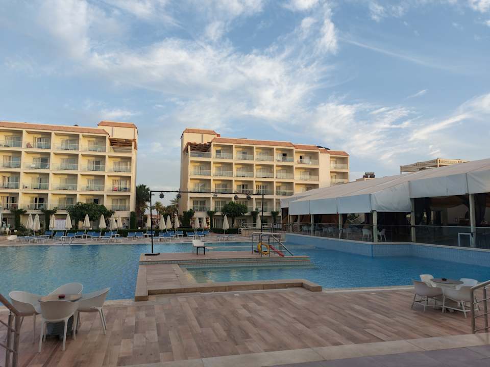 Außenansicht Amarina Abu Soma Resort & Aquapark